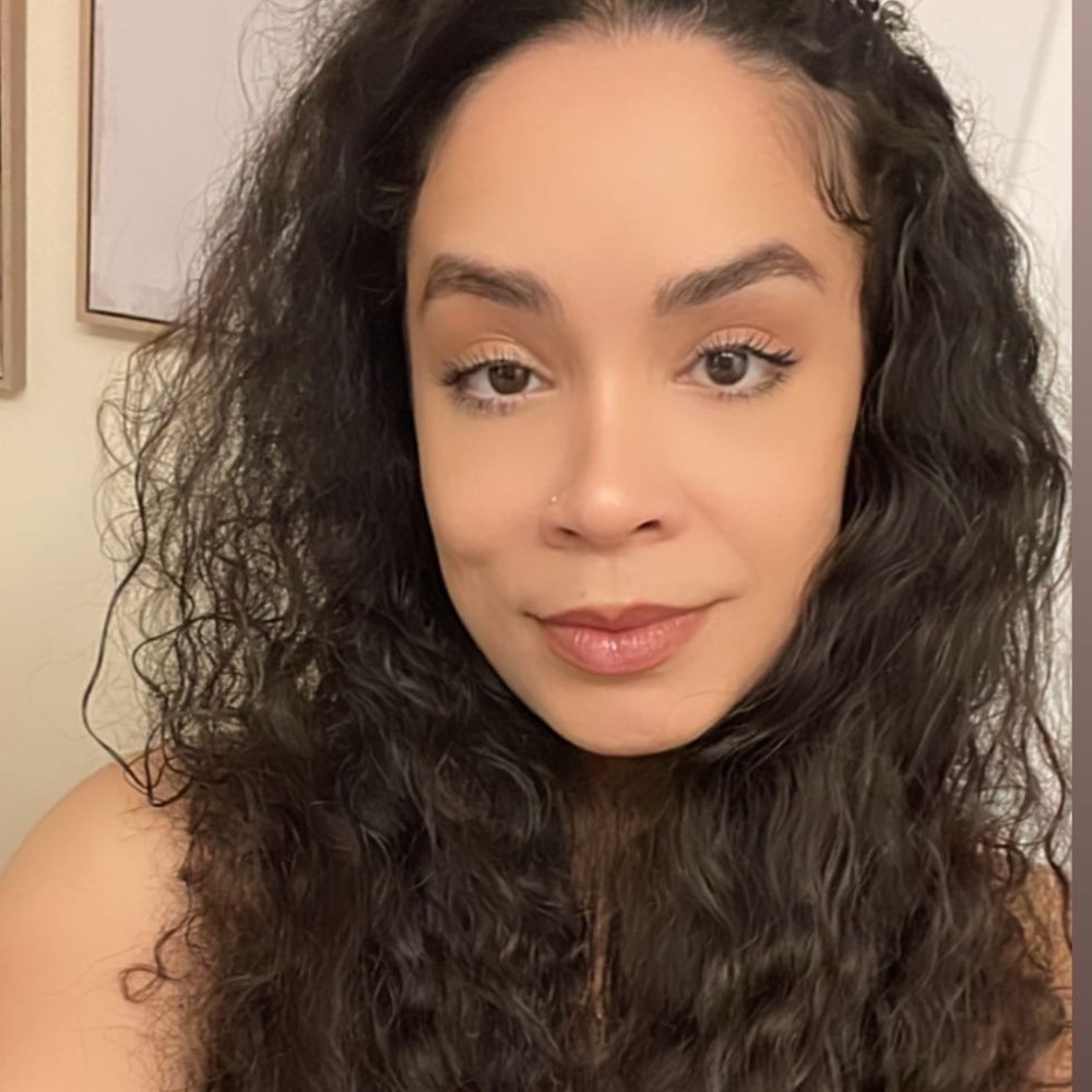 Meet your Posher, Carli